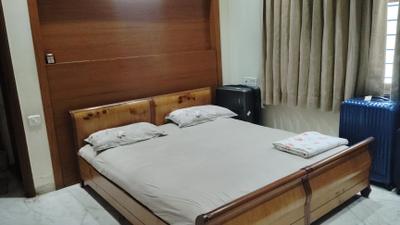 Bedroom Image of 5500 Sq.ft 4 BHK Villa for sale in Shyamal Ahmedabad for Rs. 155000000