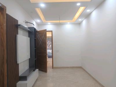 Living Room Image of 756 Sq.ft 2 BHK Builder Floor for rent in Paschim Vihar New Delhi for Rs. 35000