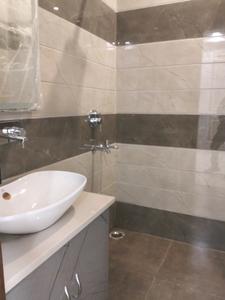 Common Bathroom Image of 756 Sq.ft 2 BHK Builder Floor for sale in Vikaspuri New Delhi for Rs. 11500000
