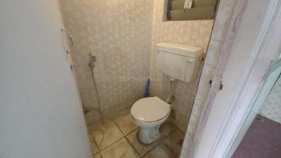 Bathroom Image of 515 Sq.ft 1 BHK Apartment / Flat for sale in Lokhandwala Green Hills CHS, Kandivali East Mumbai for Rs. 11500000