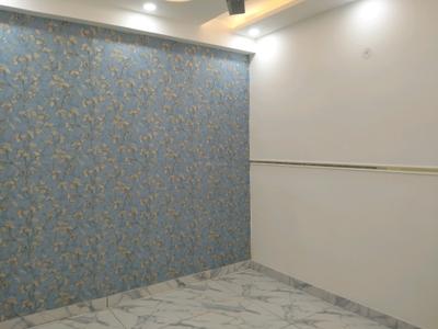 Bedroom Image of 1225 Sq.ft 4 BHK Apartment / Flat for sale in Shalimar Garden Ghaziabad for Rs. 9000000