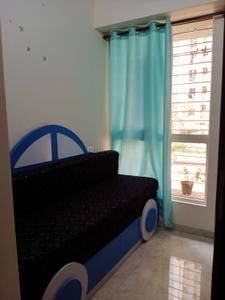 Bedroom Image of 650 Sq.ft 2 BHK Apartment / Flat for sale in Lodha Amara, Kolshet Thane for Rs. 8999999