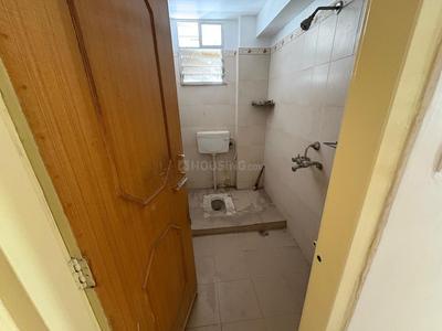 Bathroom Image of 2000 Sq.ft 3 BHK Apartment / Flat for rent in Morabadi Ranchi for Rs. 19999