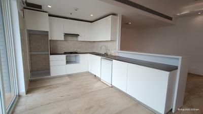 Kitchen Image of 3500 Sq.ft 5 BHK Apartment / Flat for rent in Supertech Supernova, Sector 94 Noida for Rs. 130000