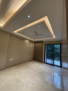 Bedroom Image of 2700 Sq.ft 4 BHK Builder Floor for sale in Kirti Nagar New Delhi for Rs. 65000000
