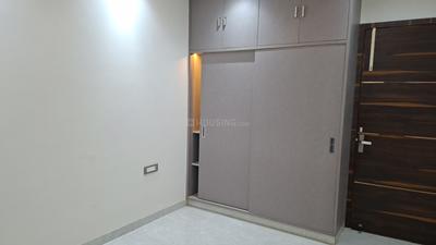 Bedroom Image of 1440 Sq.ft 3 BHK Builder Floor for sale in Rajouri Garden New Delhi for Rs. 27500000