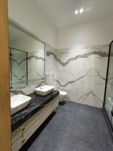 Image of 7200 Sq.ft 4 BHK Duplex for sale in Panchsheel Park, New Delhi for Rs. 300000000