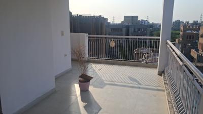 Balcony Image of 1800 Sq.ft 3 BHK Apartment / Flat for sale in CGHS Sabka Ghar Apartments, Sector 6 Dwarka New Delhi for Rs. 27000000