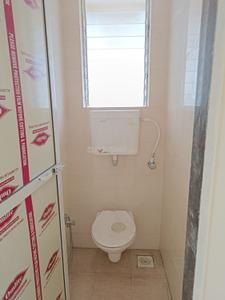Bathroom Image of 400 Sq.ft 1 RK Apartment / Flat for sale in Thane West Thane for Rs. 6800000