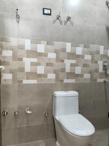 Common Bathroom Image of 1125 Sq.ft 2 BHK Apartment / Flat for sale in Aarambh Heights, Surajpur Greater Noida for Rs. 4900100