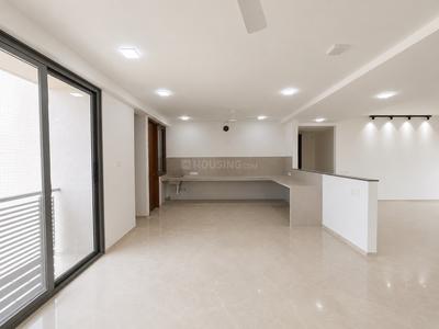 Kitchen Image of 2500 Sq.ft 4 BHK Apartment / Flat for rent in Gotri Vadodara for Rs. 62000