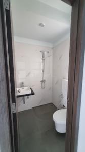 Bathroom Image of 673 Sq.ft 2 BHK Apartment / Flat for sale in Risland The Icon, Thane West Thane for Rs. 11000000
