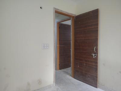 Bedroom Image of 680 Sq.ft 2 BHK Builder Floor for sale in Khanpur New Delhi for Rs. 3600000