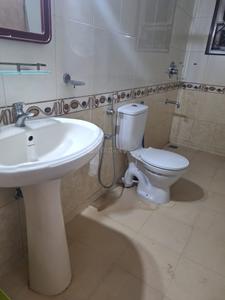 Bathroom Image of 2000 Sq.ft 3 BHK Apartment / Flat for rent in Models Celebrity, Panjim Goa for Rs. 65000