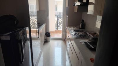 Kitchen Image of 1600 Sq.ft 3 BHK Builder Floor for rent in Raj One Good Earth, Sector 71 Gurgaon for Rs. 44000