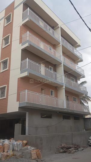 AI square  More Images 1