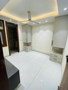 Bedroom Image of 2350 Sq.ft 3 BHK Apartment / Flat for rent in Uttam Nagar New Delhi for Rs. 19000