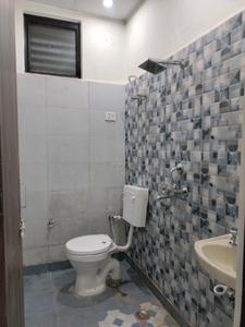 Common Bathroom Image of 750 Sq.ft 2 BHK Apartment / Flat for sale in CI Golf City, Kambakshpur Noida for Rs. 3083500