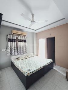 Bedroom Image of 1860 Sq.ft 2 BHK Apartment / Flat for rent in Ramdev Nagar Ahmedabad for Rs. 26000