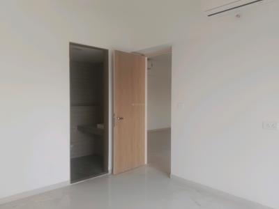 Bedroom Image of 1000 Sq.ft 2 BHK Apartment / Flat for sale in Lodha Woods Tower 7, Kandivali East Mumbai for Rs. 24800000