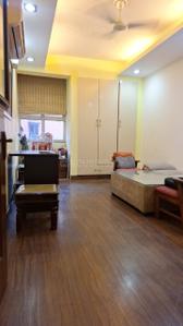 Bedroom Image of 1100 Sq.ft 2 BHK Apartment / Flat for sale in Meena Apartments, Patparganj New Delhi for Rs. 15000000