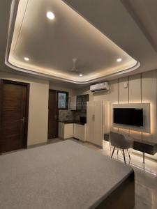 1 RK Independent Builder Floor