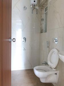 Common Bathroom Image of 525 Sq.ft 1 BHK Apartment / Flat for rent in Kasarvadavali Thane for Rs. 26000