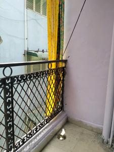 Kitchen Image of 650 Sq.ft 2 BHK Builder Floor for rent in Mayur Vihar Phase 1 New Delhi for Rs. 17000
