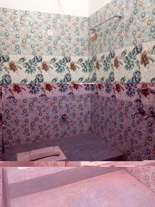 Bathroom Image of 1200 Sq.ft 2.5 BHK Apartment / Flat for rent in Bhatta Bazar Purnea for Rs. 10000