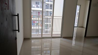 Living Room Image of 710 Sq.ft 2 BHK Apartment / Flat for sale in Puraniks Grand Central, Thane West Thane for Rs. 13000000