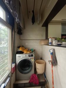 Bathroom Image of 1600 Sq.ft 3 BHK Apartment / Flat for rent in Shivaji Nagar Pune for Rs. 80000