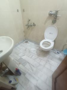 Bathroom Image of 1850 Sq.ft 3 BHK Builder Floor for rent in Sector 21 Panchkula for Rs. 30000
