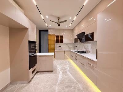 Kitchen Image of 3762 Sq.ft 4 BHK Builder Floor for sale in Sector 27 Gurgaon for Rs. 55000000