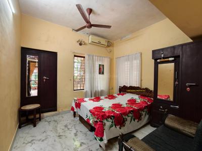 Bedroom Image of 1250 Sq.ft 2 BHK Builder Floor for rent in Edappally Kochi for Rs. 30000