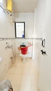 Bathroom Image of 1500 Sq.ft 3 BHK Apartment / Flat for rent in Rahul Residency, Kothrud Pune for Rs. 48000
