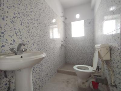 Bathroom Image of 1250 Sq.ft 3 BHK Apartment / Flat for sale in New Town Kolkata for Rs. 8500000
