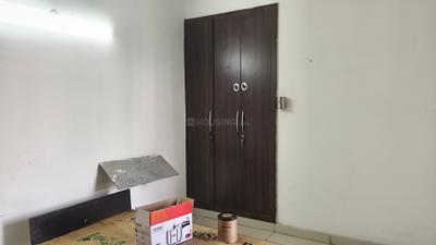 Bedroom Image of 1100 Sq.ft 2.5 BHK Apartment / Flat for rent in Supertech The Romano, Sector 118 Noida for Rs. 21000