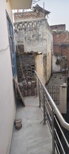 Balcony Image of 892 Sq.ft 4 BHK Independent House for sale in Jatan Mohalla Karnal for Rs. 9500000