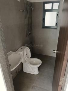 Bathroom Image of 1480 Sq.ft 3 BHK Apartment / Flat for rent in Adani Amogha, Shantigram Ahmedabad for Rs. 35000