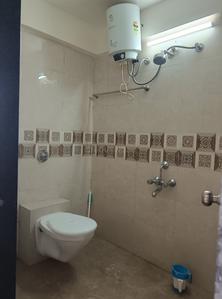 Bathroom Image of 1500 Sq.ft 3 BHK Apartment / Flat for rent in Ashtekar Silver Oak, Katraj Pune for Rs. 30000