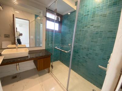 Bathroom Image of 2500 Sq.ft 4 BHK Builder Floor for rent in Vasant Vihar New Delhi for Rs. 250000
