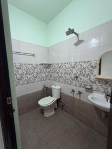 Bathroom Image of 1450 Sq.ft 4 BHK Independent House for sale in Vyttila Kochi for Rs. 10500000