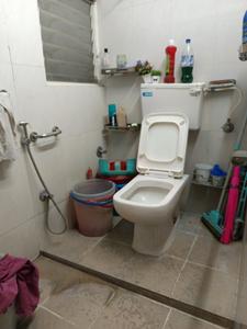 Common Bathroom Image of 1780 Sq.ft 3 BHK Apartment / Flat for sale in Golmohar Apartment, Camp Pune for Rs. 16000000