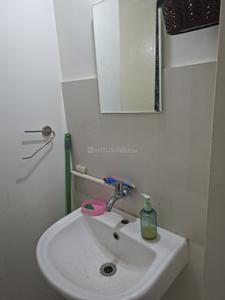 Bathroom Image of 1000 Sq.ft 2 BHK Apartment / Flat for rent in Clover Common, Viman Nagar Pune for Rs. 32000