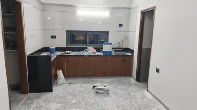 Kitchen Image of 2250 Sq.ft 3 BHK Apartment / Flat for rent in Arjun Emerald, Nirnay Nagar Ahmedabad for Rs. 35000