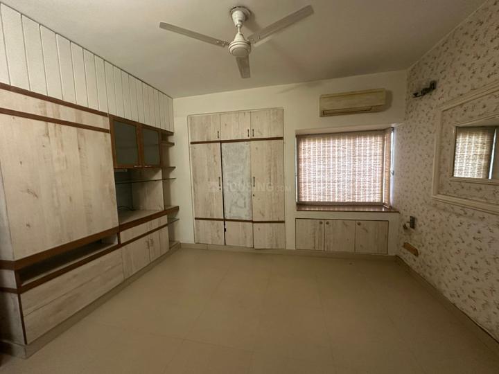 Qutab View Apartments Main Image 1