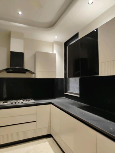 DLF Regent House Main Image 1