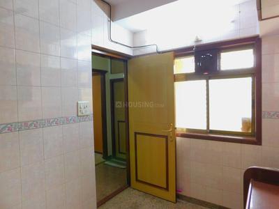 Bedroom Image of 1050 Sq.ft 2 BHK Apartment / Flat for rent in Rustomjee Complex , Dahisar West Mumbai for Rs. 53000