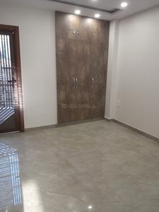 Bedroom Image of 1200 Sq.ft 3 BHK Builder Floor for rent in Subhash Nagar New Delhi for Rs. 40000