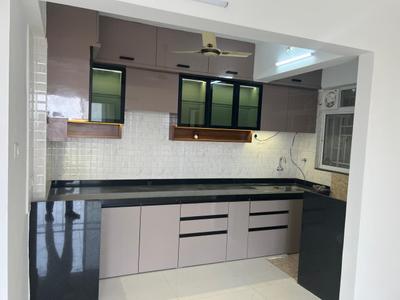 Kitchen Image of 750 Sq.ft 2 BHK Apartment / Flat for rent in NG Vrundavan, Yerawada Pune for Rs. 32000